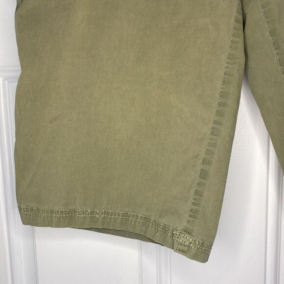 Old Navy Faded Green Bermuda Cargo Shorts Size 12 - Picture 5 of 9
